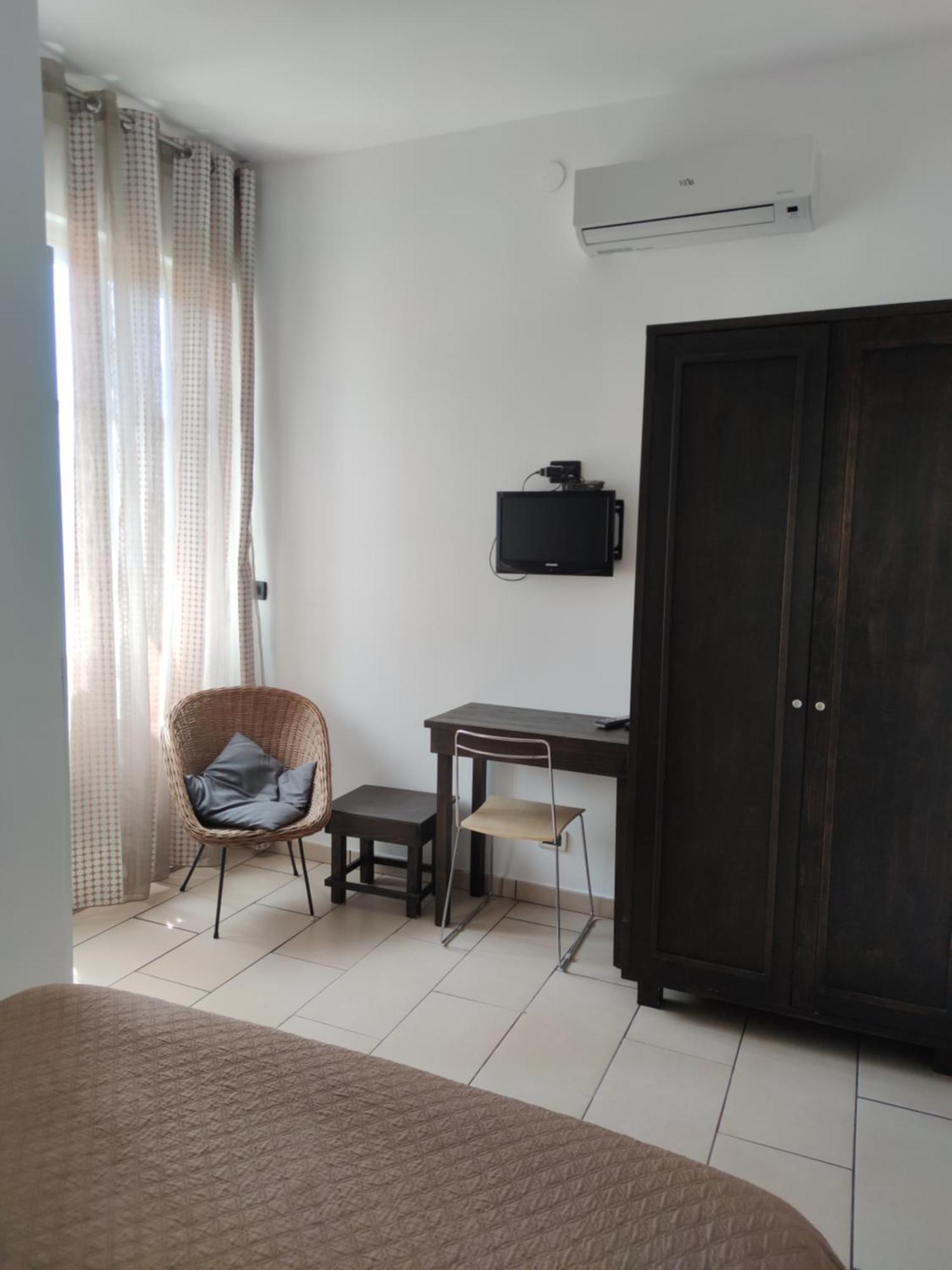 جيارديني ناكسوس B&B Al Comitato المظهر الخارجي الصورة